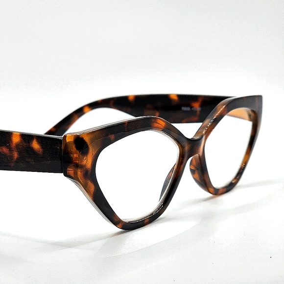 Miles (reader) - Picture 2 of 5